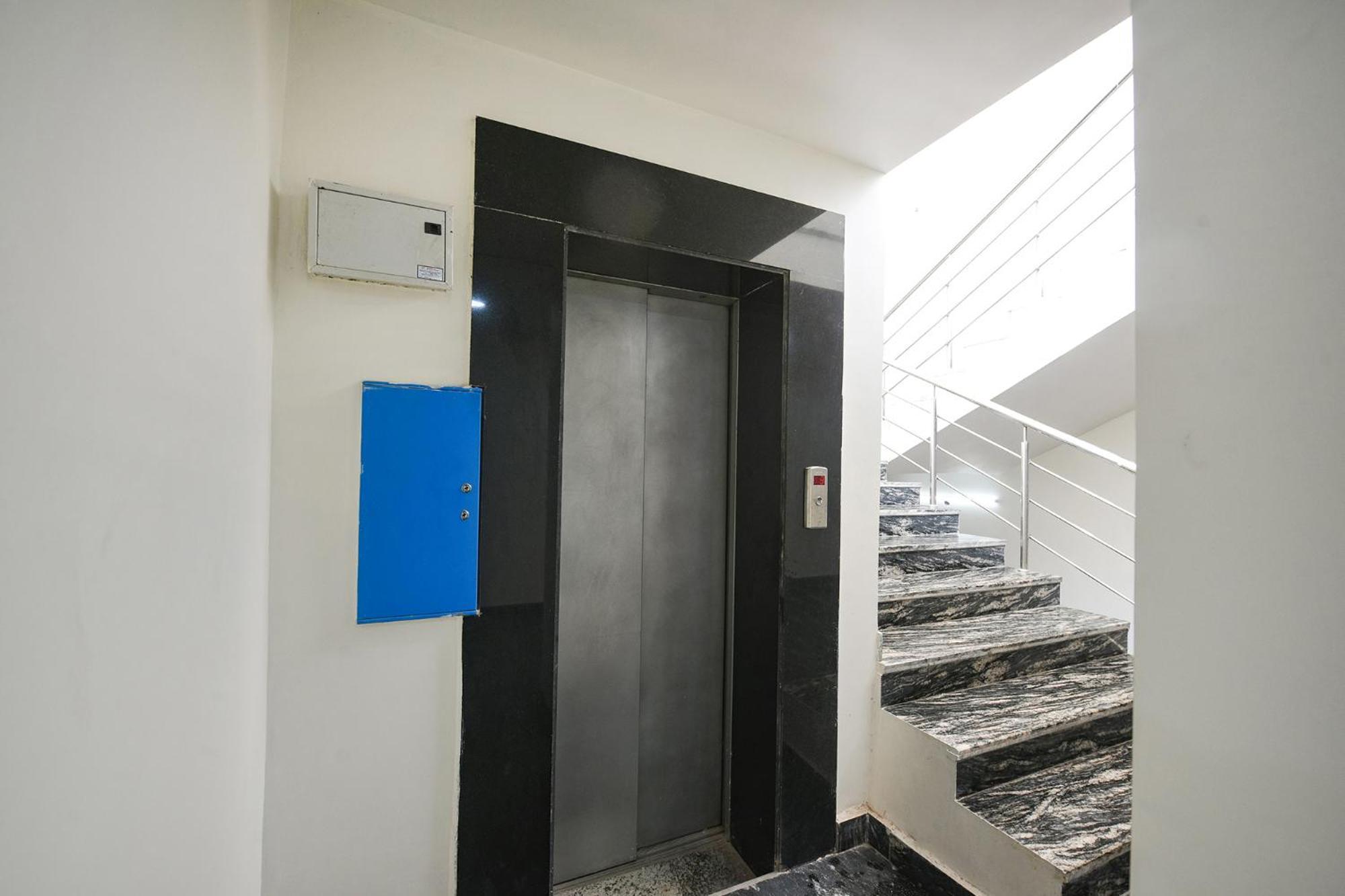 ניו דלהי Fabhotel Mona Continental - Nr Laxmi Nagar It Hub מראה חיצוני תמונה